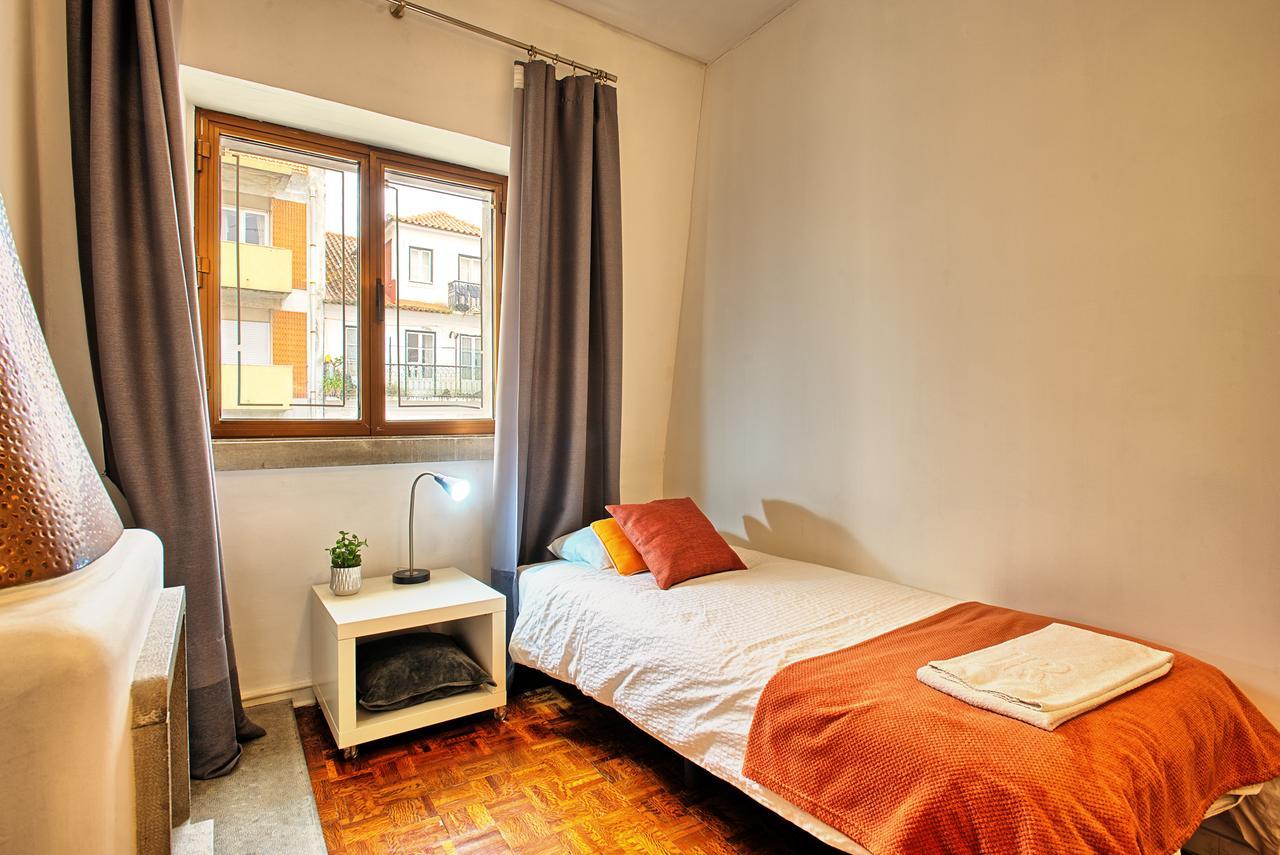 Sao Pedro 30 Guests Apartment Lisboa Ngoại thất bức ảnh
