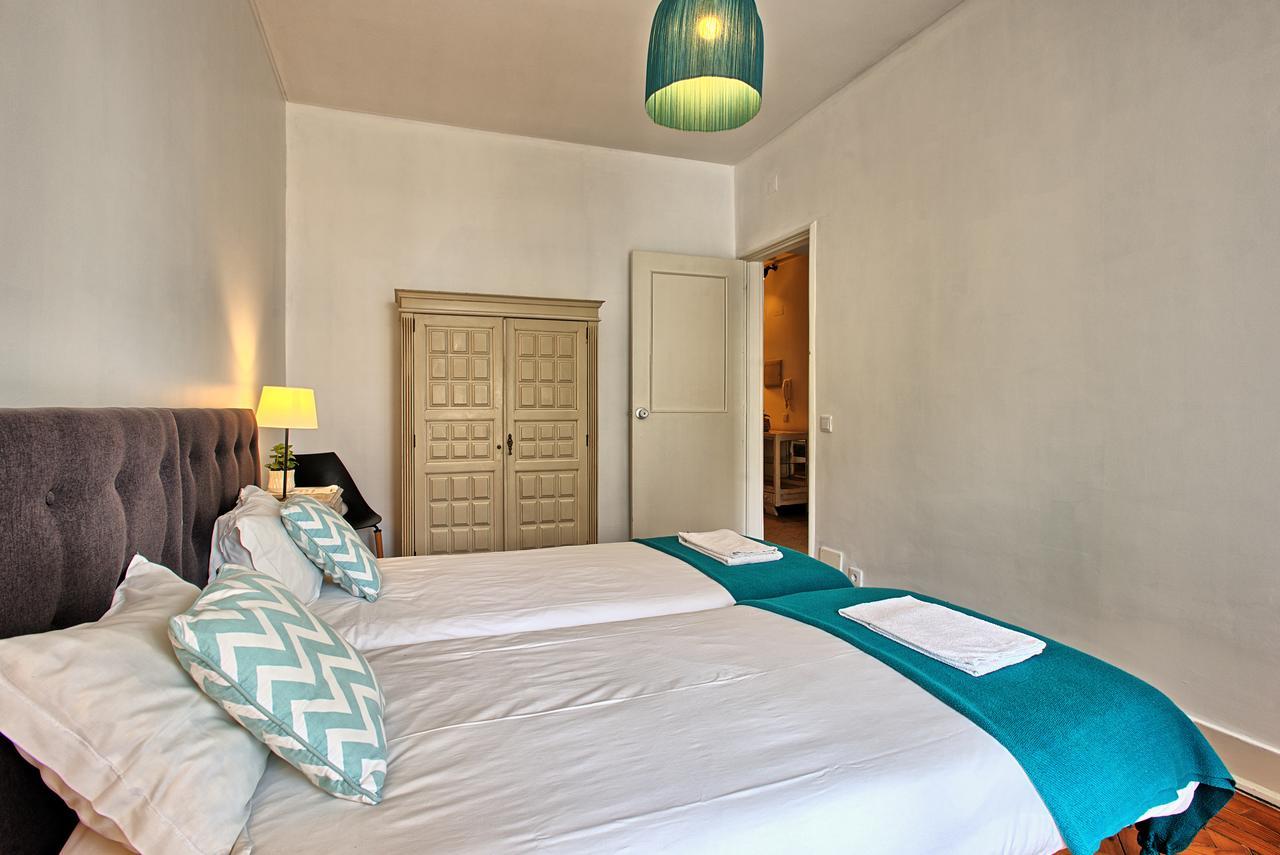 Sao Pedro 30 Guests Apartment Lisboa Ngoại thất bức ảnh