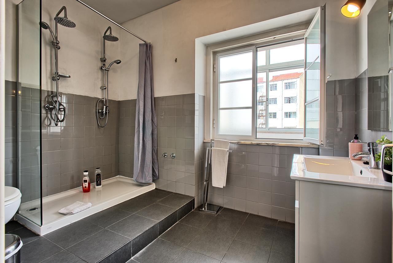 Sao Pedro 30 Guests Apartment Lisboa Ngoại thất bức ảnh